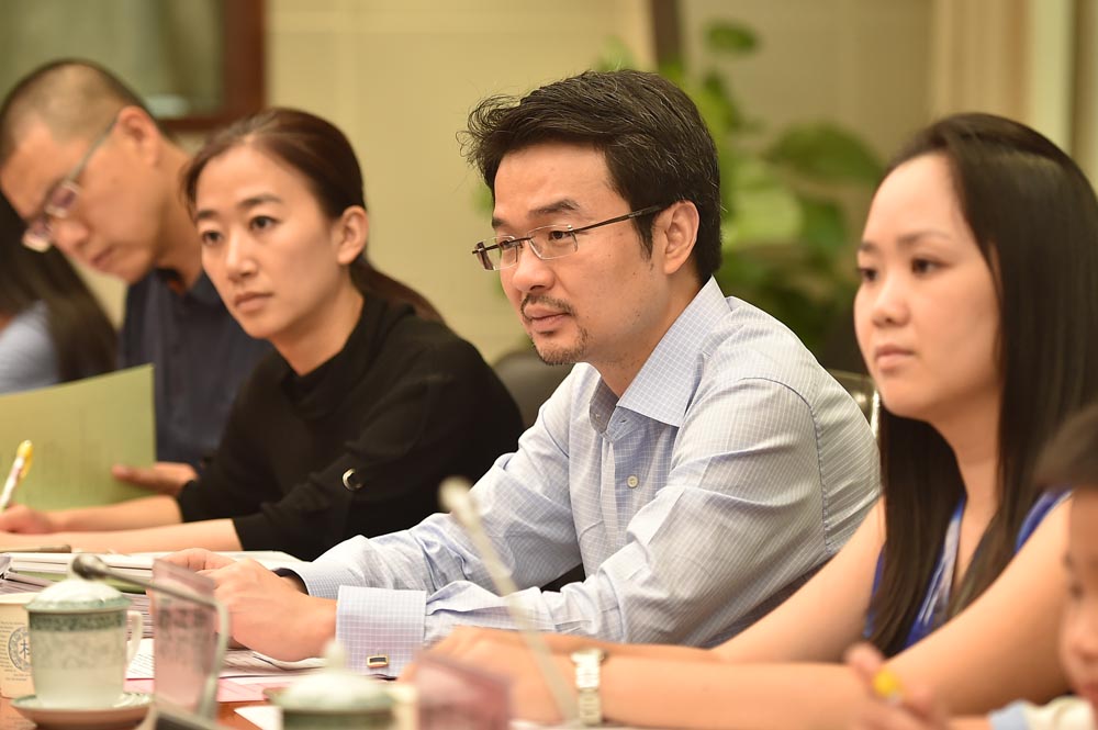 欧阳来访.jpg 欧阳来访.jpg